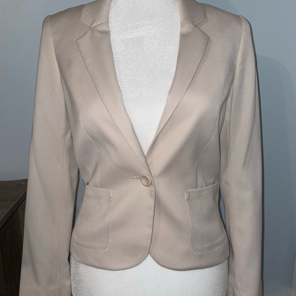 H&M Beige Tailored Blazer with Notched Lapels
